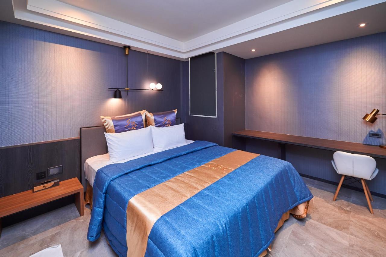 Sun Motel Kaohsiung Luaran gambar